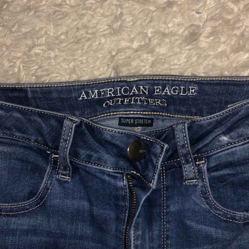 American Eagle Ripped Hi Rise Jegging - Picture 4 of 5